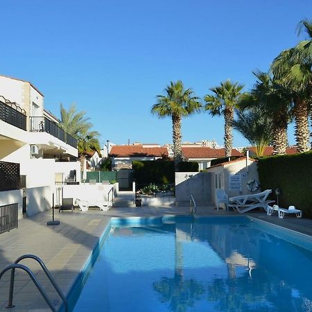 Apartment In Kato Pafos & 10 Min To Venus Beach エクステリア 写真