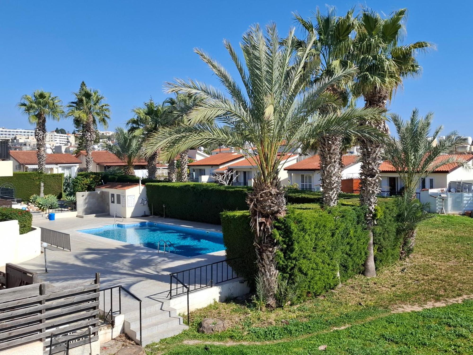 Apartment In Kato Pafos & 10 Min To Venus Beach エクステリア 写真